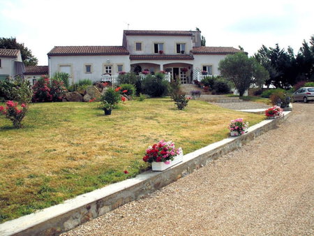 Domaine de la Pendule, Issel, France