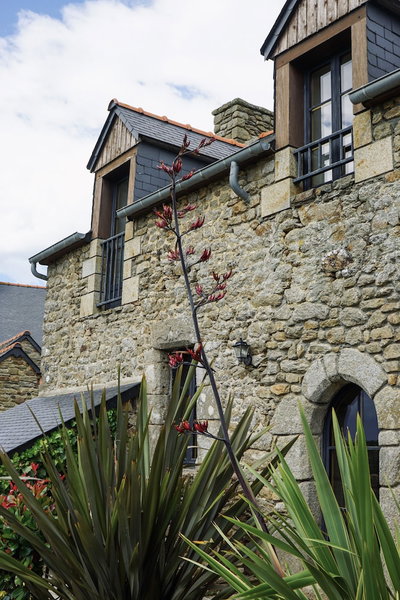 Manoir Des Douets Fleuris, Cancale, France