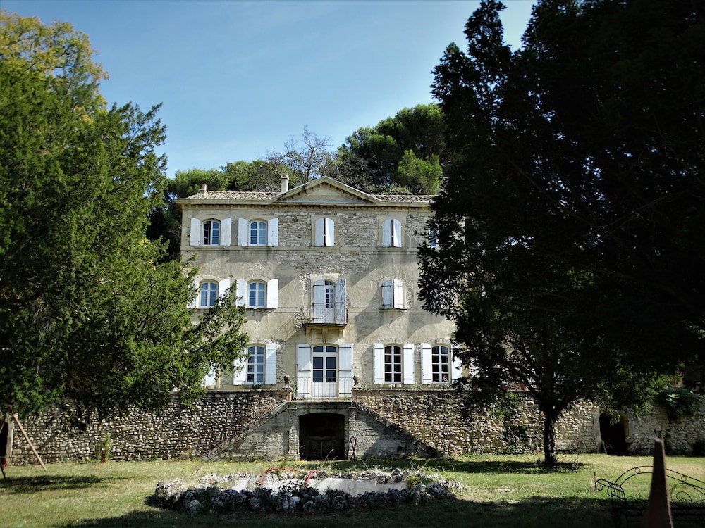 Hotel · Chambre d'hôtes Château MontPlaisir, Valreas