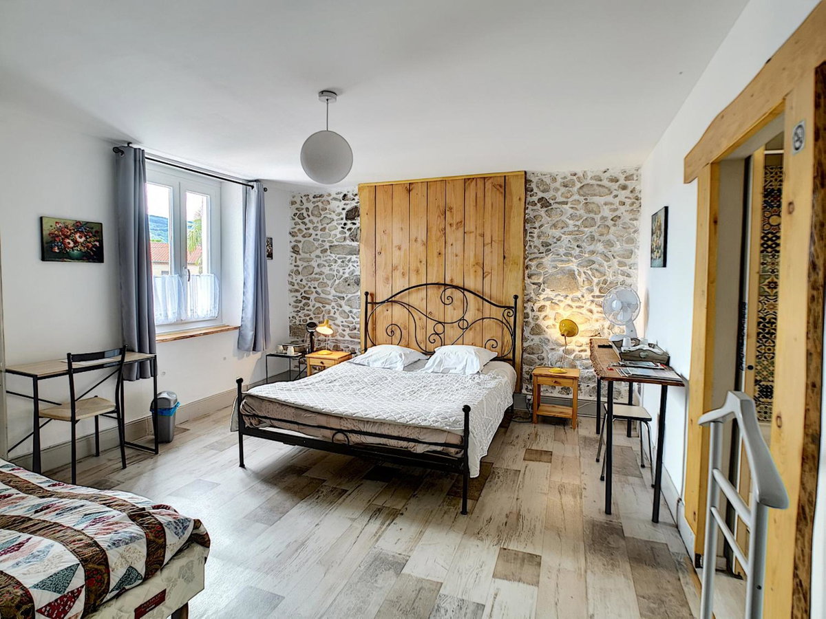 Hotel · Maison de ville au pied de la Montagne Noire, Mazamet