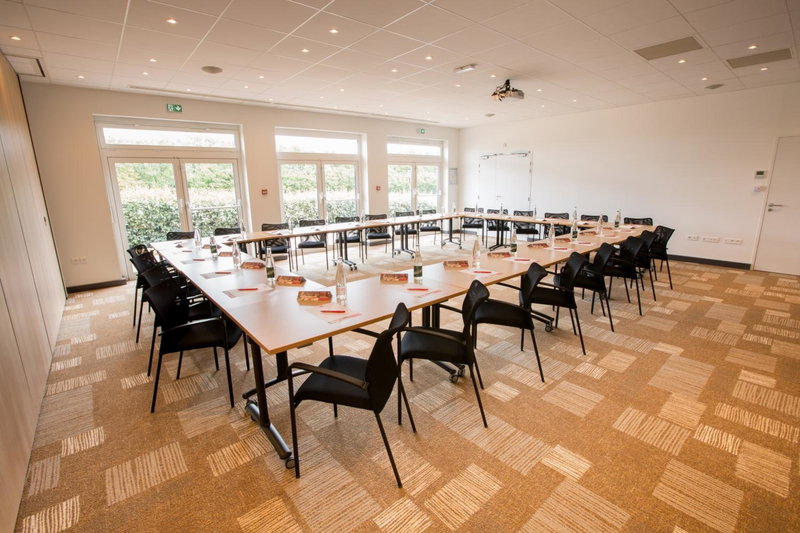 ibis Cherbourg La Glacerie, Cherbourg en Cotentin, France