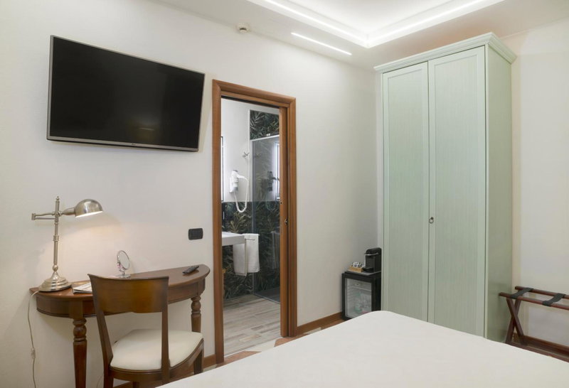 Relais Sweet Days, Peschiera del Garda, Italy