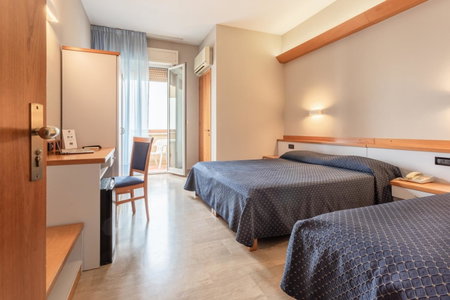 Hotel Touring, Falconara Marittima, Italy