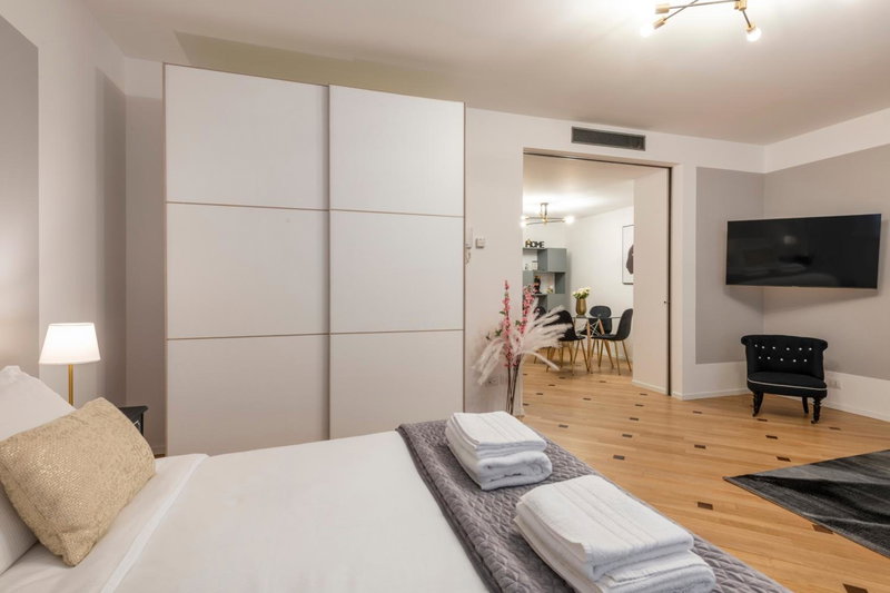 Milan Royal Suites - Centro Duomo, Milan, Italy