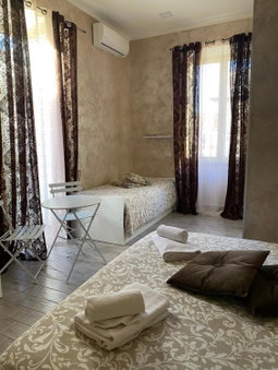 Mabru' Boutique, Naples, Italy