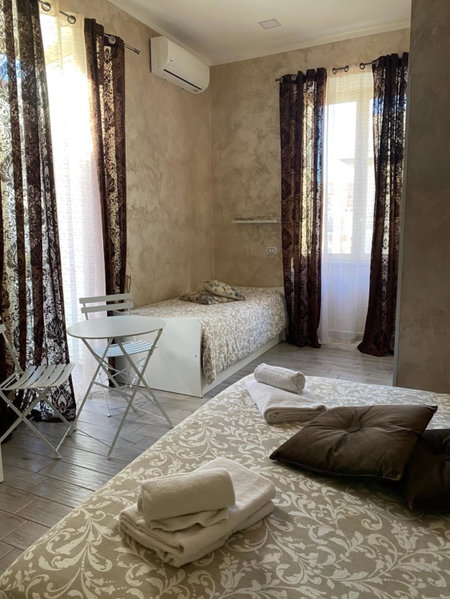 Mabru' Boutique, Naples, Italy