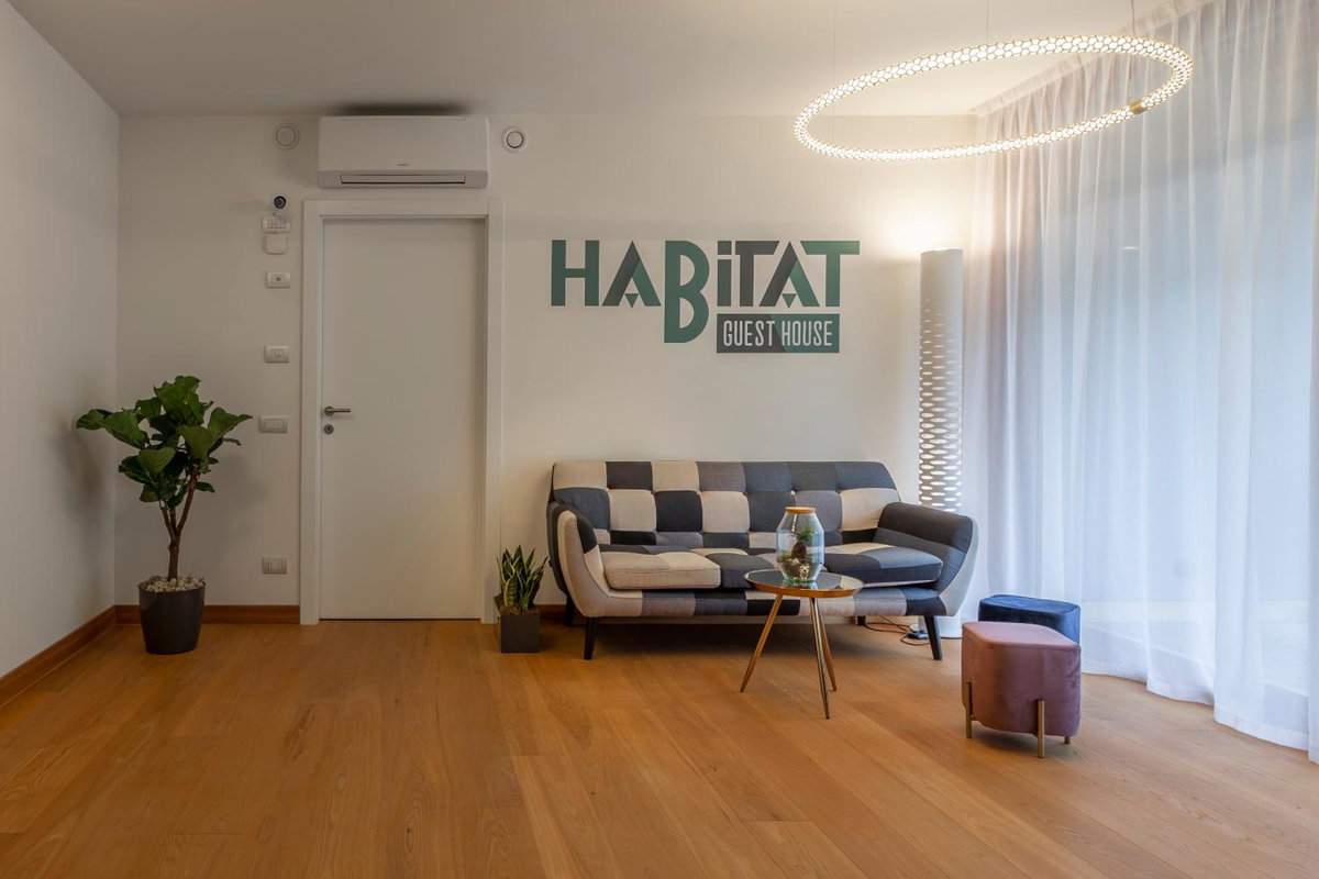 Habitat Guest House, Italy