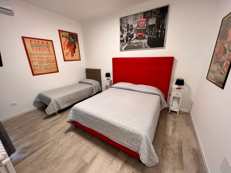 10 Minutes B&B Bed & Breakfast, Verona, Italy