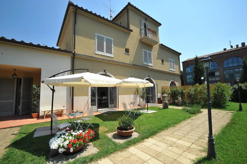 Homelink Poggibonsi - Sogno D'oro, Poggibonsi, Italy