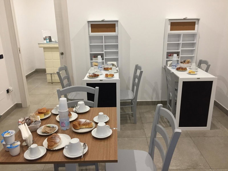 Prestige, Naples, Italy