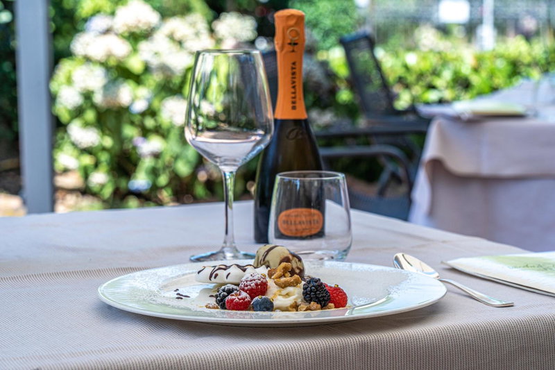 Hotel Ristorante Vecchia Riva, Varese, Italy
