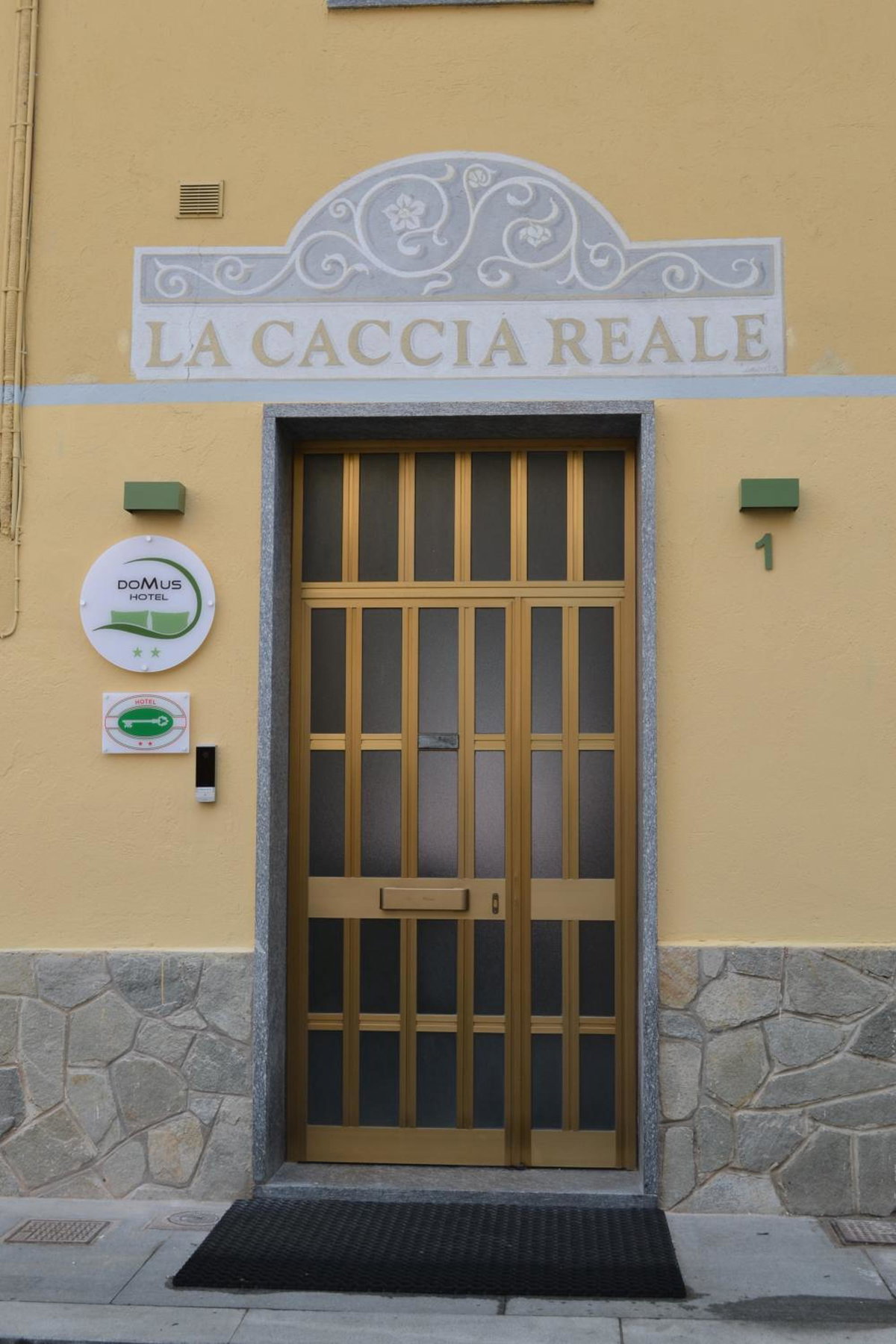 Hotel · DOMUS Hotel, Caselle Torinese