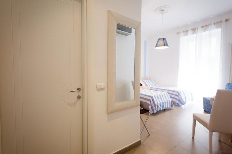 Affittacamere e appartamenti - Rent rooms and Apartments Le Camere Nel Corso - ADULTS ONLY, La Spezia, Italy