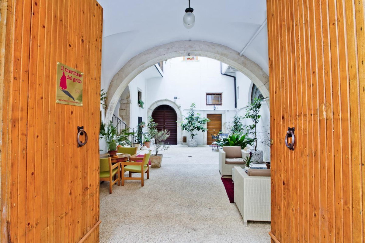 Hotel · B&B Il Marchese Del Grillo, Sulmona
