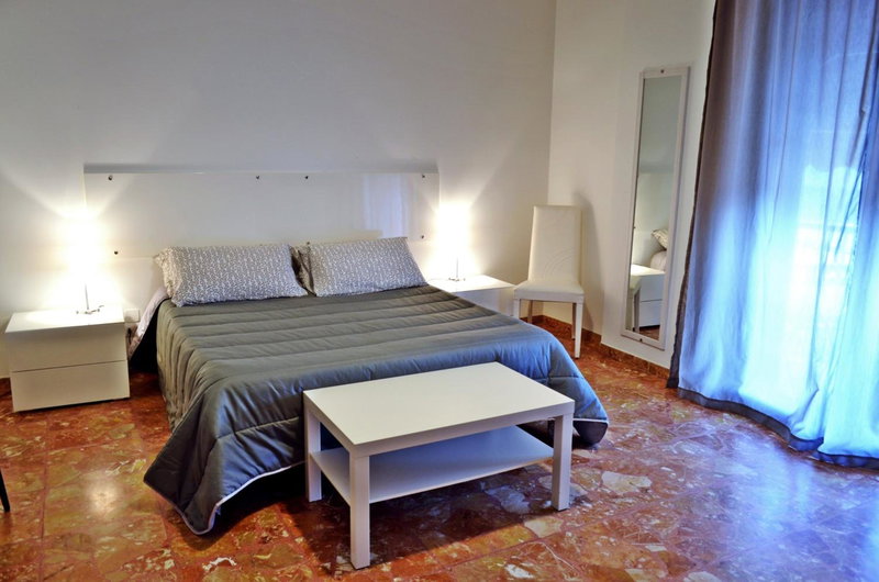 Bed & Breakfast Fontanarossa Airport -Private Parking-, Catania, Italy
