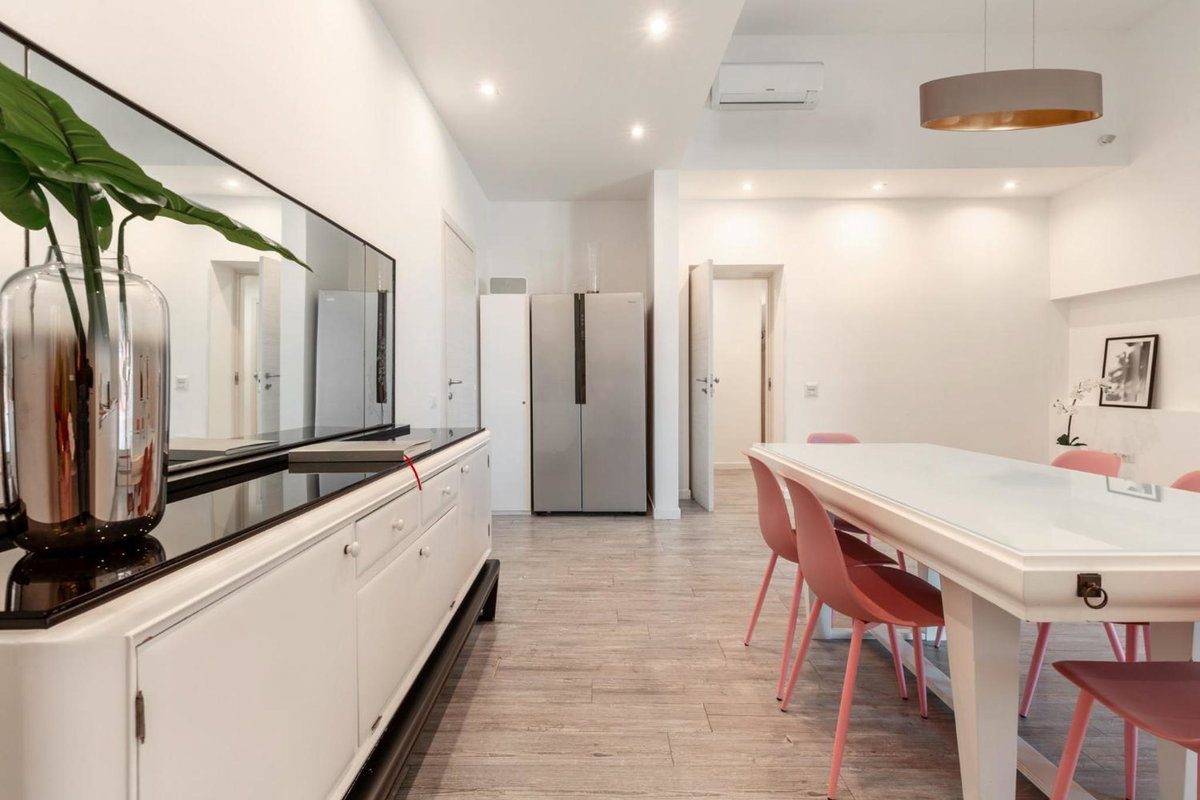 Spacebility City - self check-in, Italy