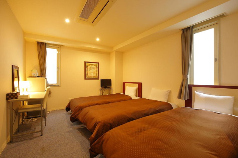 Grampus Inn Osaka Namba, Osaka, Japan