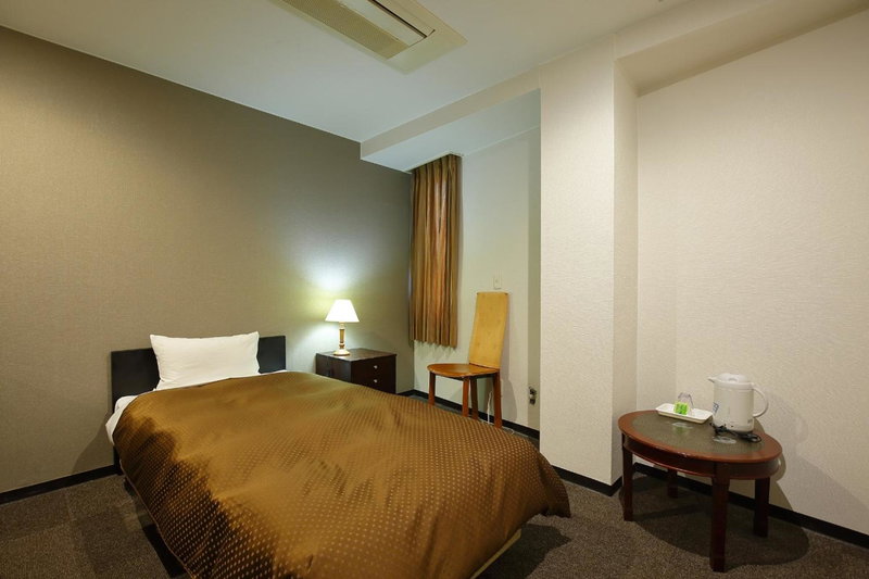 Grampus Inn Osaka Namba, Osaka, Japan