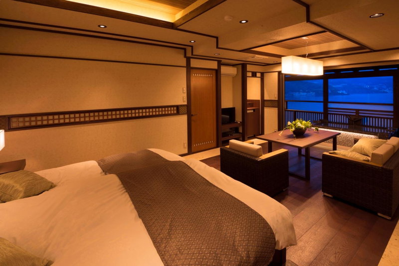 Uminohana, Atami, Japan