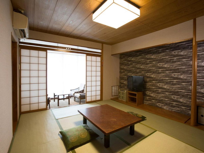 Hotel Oonoya, Atami, Japan