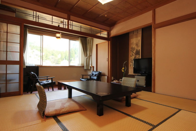Akao-Kan, Nanto, Japan