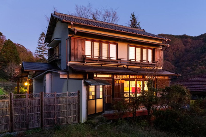 Taisho Modern Villa Zen, Hakone, Japan