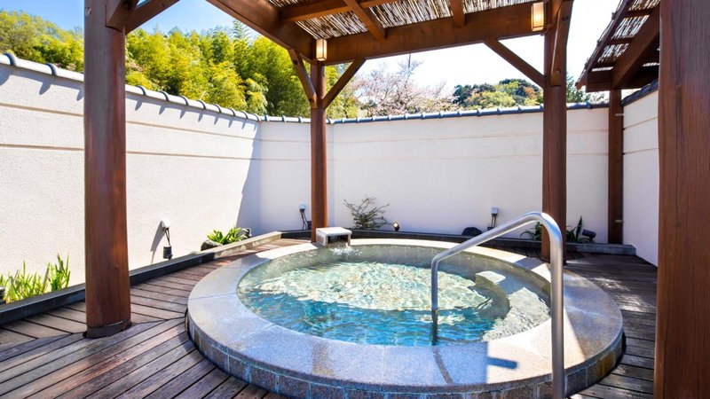 New Hakkeien, Izunokuni, Japan