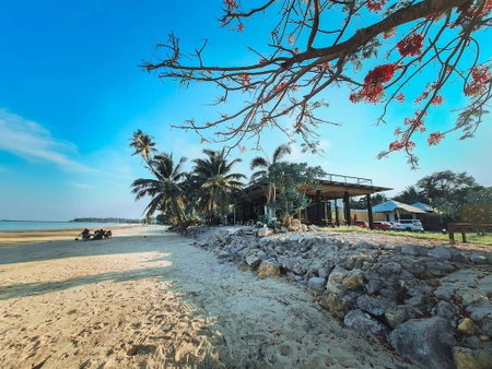 Saphli Villa Beach Resort, Pathio, Thailand