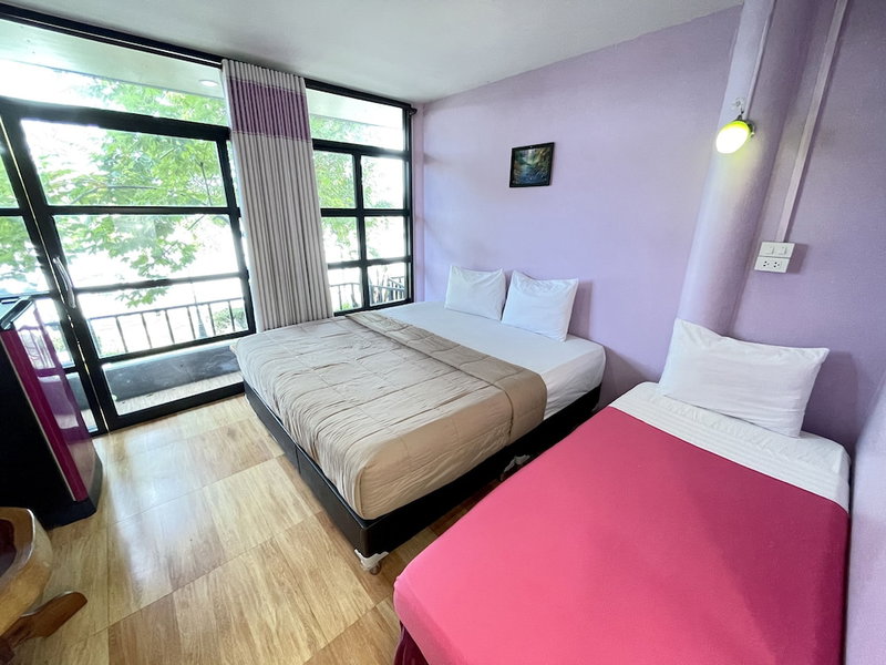 Techno Riverview Resort, Kamphaeng Phet, Thailand
