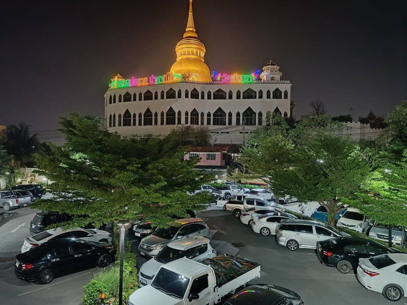 Grand Pruksa Siri Apartment, Sara Buri, Thailand