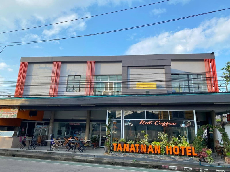 Tanatnan Hotel, Ranong, Thailand