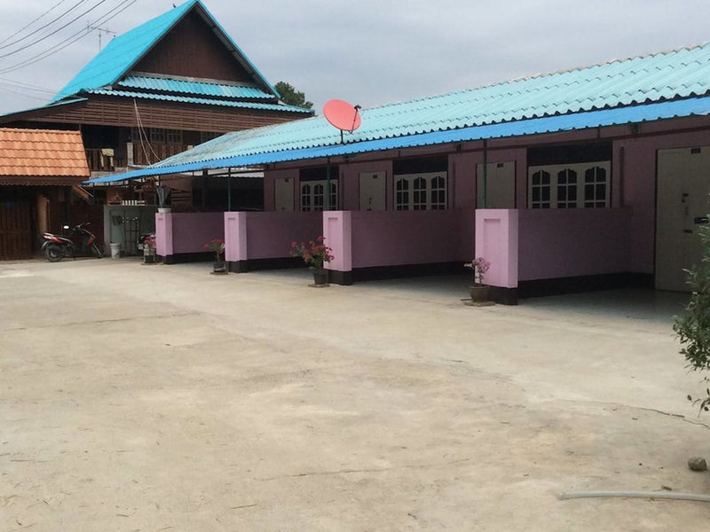 Bussaracum Hotel, Tha Muang, Thailand