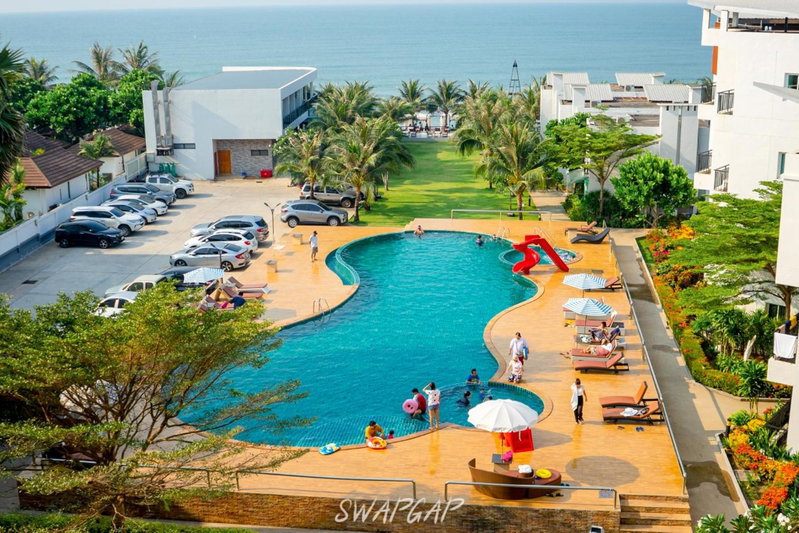 Saint Tropez Beach Hotel, Chao Lao Beach, Thailand