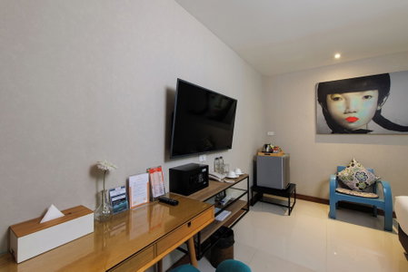 Chala Number 2 Art and Gallery House, Chiang Mai, Thailand