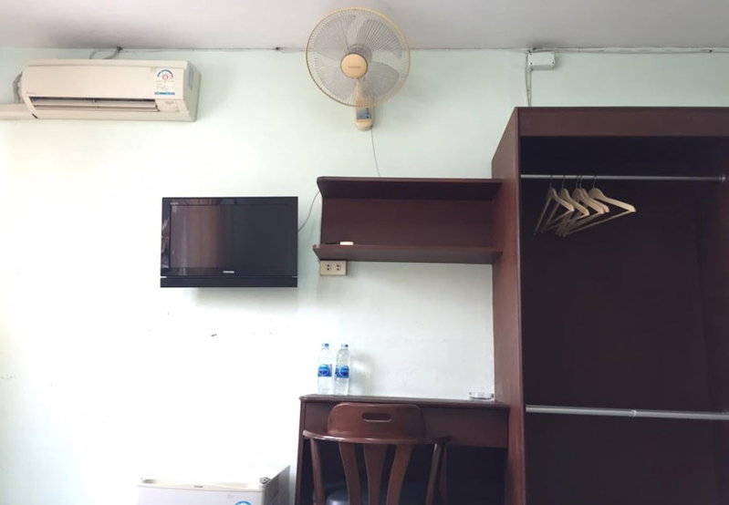 Nat 2 Guest House, Bangkok, Thailand