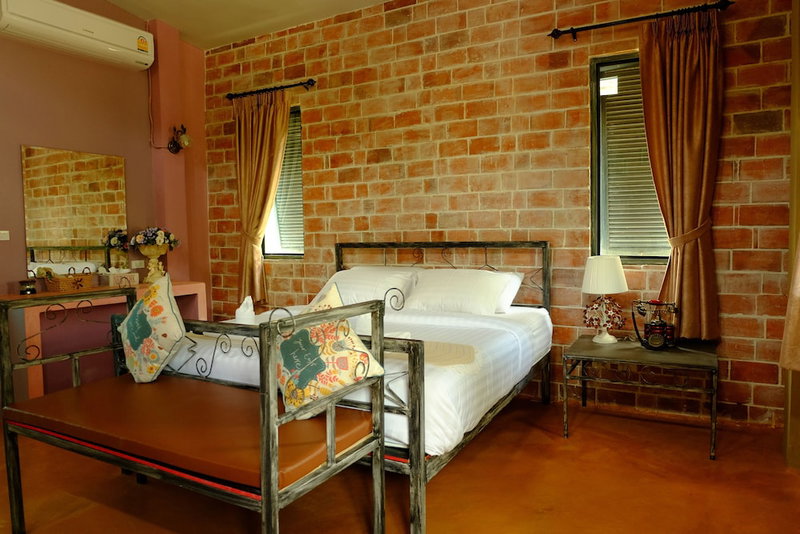 Stamp Hills Resort & Restaurant, Suan Phueng, Thailand