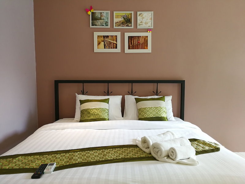 Stamp Hills Resort & Restaurant, Suan Phueng, Thailand