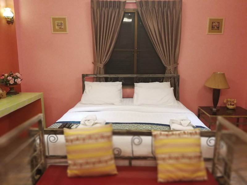 Stamp Hills Resort & Restaurant, Suan Phueng, Thailand