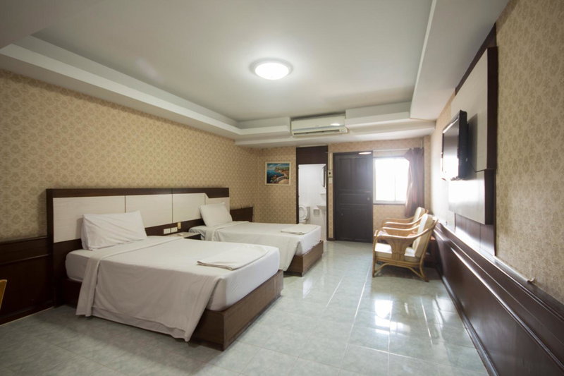 Khon Kaen Ruenrom Hotel, Khon Kaen, Thailand