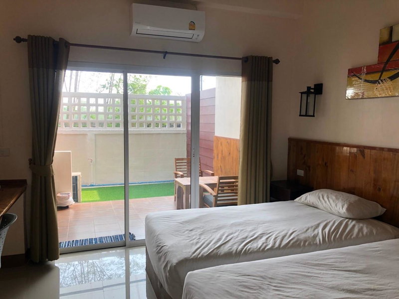 มิตรภาพโฮเทล ( Mittrapap Hotel ), Samran, Thailand
