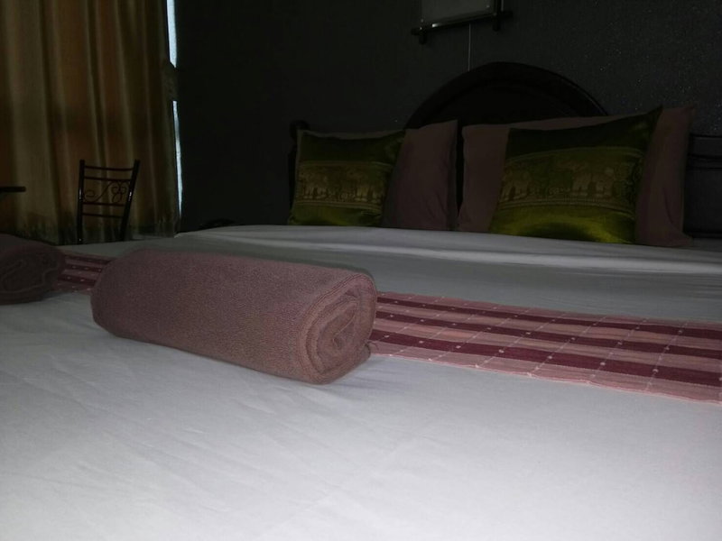 KM Kwanphayao Hotel, Phayao, Thailand