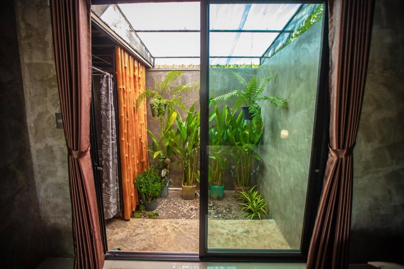 BR2 House Resort, Phayao, Thailand