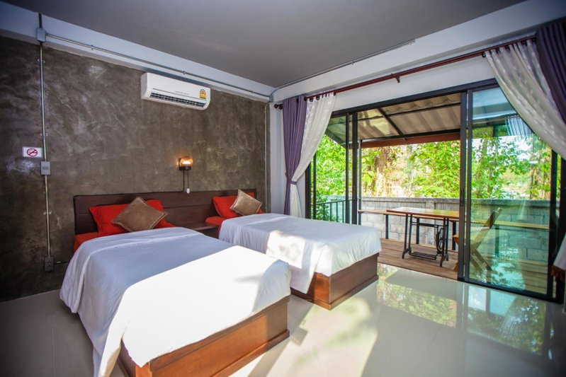 BR2 House Resort, Phayao, Thailand