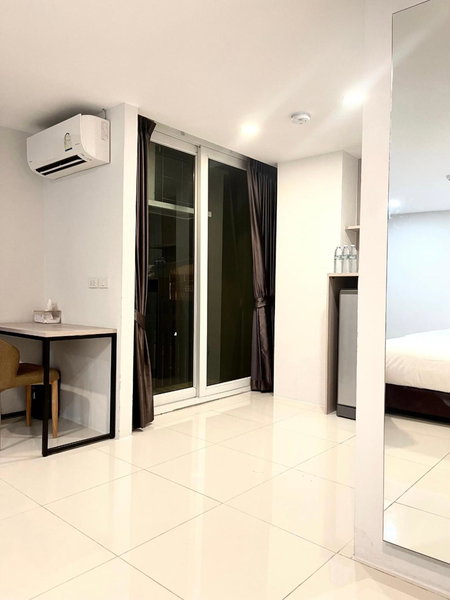 Bear’S den Hotel Pattaya, Jomtien Beach, Thailand