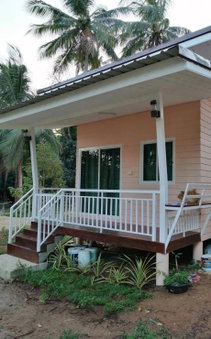 บ้านสวนคุณตา Baan Suan Khun ta, Ko Chang, Thailand