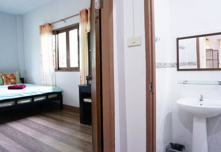 Bansuan Thanormpat Resort, Saraphi, Thailand