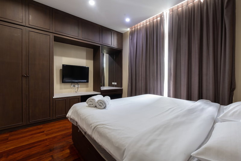 Greenview Ekkamai 10, Bangkok, Thailand