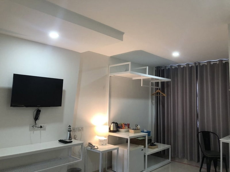 Bed by Boat Hotel & Apartment, Nonthaburi, Thailand