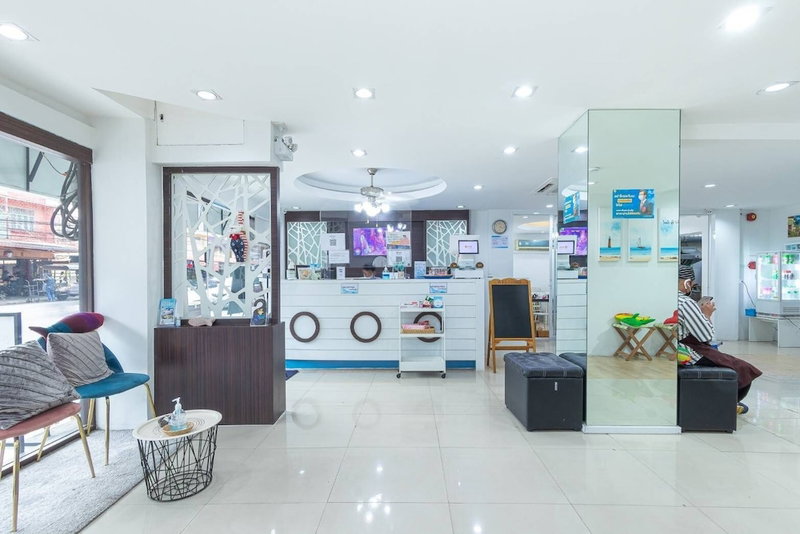 Bed by Boat Hotel & Apartment, Nonthaburi, Thailand