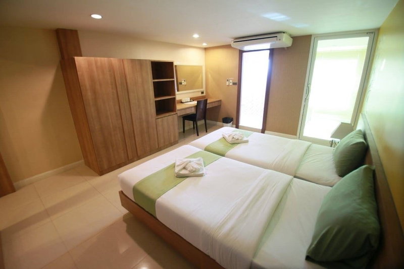 Pintree Service Apartment Pattaya, Pattaya, Thailand
